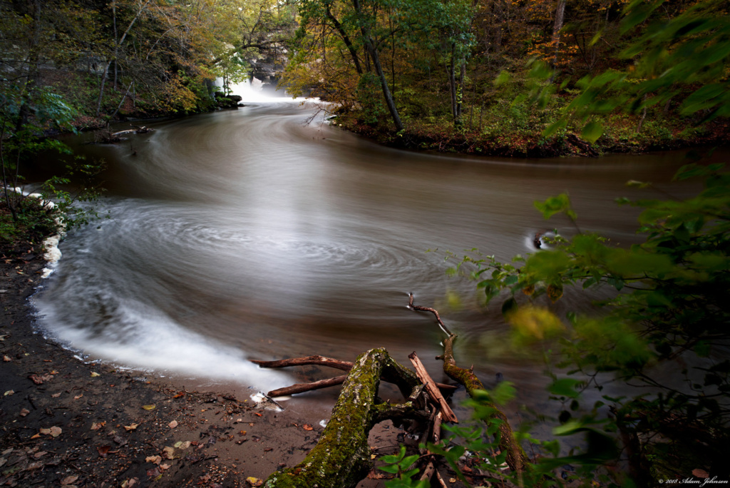 Minneopa Creek and developing falls colors