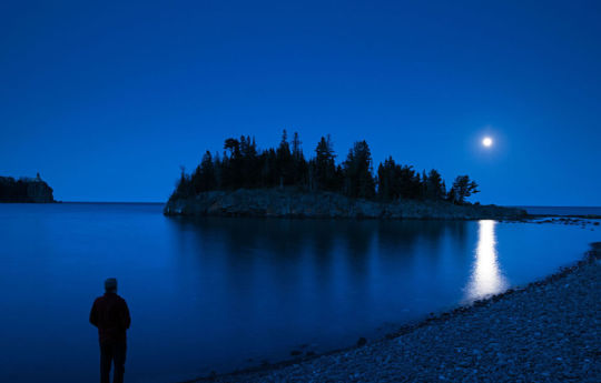 Full moon over Ellingson Island | Split Rock Lighthouse State Park