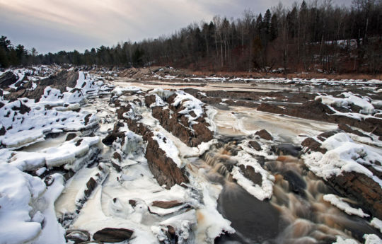 Slate rock, snow and ice | Jay Cooke State Park