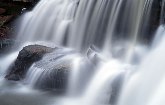 Water flowing over Upper Minneopa Falls | Minneopa State Park