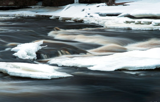 Snow and ice on the Kettle River at Hell's Gate Rapids | Banning State Park
