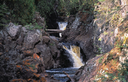 Cascading falls | Cascade River State Park